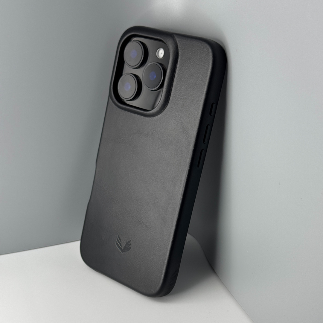 Funda de cuero "Excellence" Iphone 16 Pro